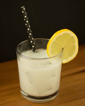 さわやか☆レモン風味の甘酒スカッシュ