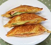 簡単◎ホットサンド◎☆ハムチーズ玉子☆の写真