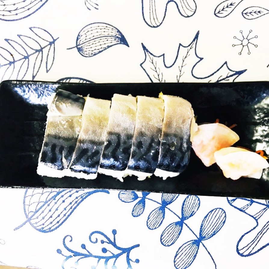 鯖押し寿司の画像