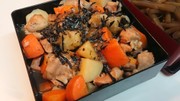 味わい深い✨鶏ももと根菜とひじきの煮物の写真