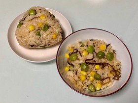 簡単☆塩昆布とコーンと塩えんどう豆ご飯
