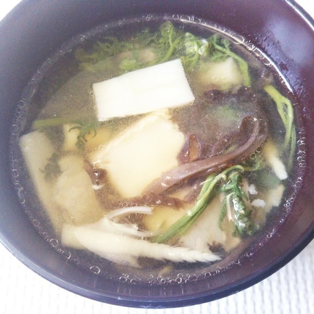 山形のこだわり山菜汁 味噌汁 レシピ 作り方 By あさみ クックパッド 簡単おいしいみんなのレシピが356万品 山形のこだわり山菜汁 味噌汁 レシピ 作り方 By あさみ クックパッド 簡単おいしいみんなのレシピが356万品