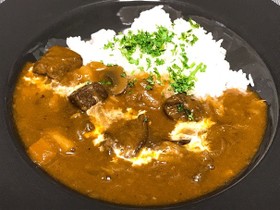 八丁味噌のビーフカレー
