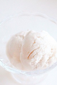 ココナッツミルクのアイスクリーム