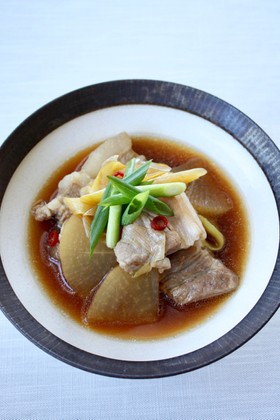 豚ばらブロックで【豚バラ大根のこっくり煮