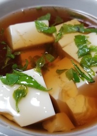 ウコギ 湯豆腐・簡単で美味しいっ！！