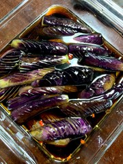 茄子の揚げ浸しの写真