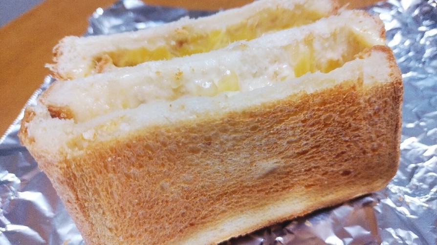 食パンで簡単ツナマヨチーズホットサンド♡の画像