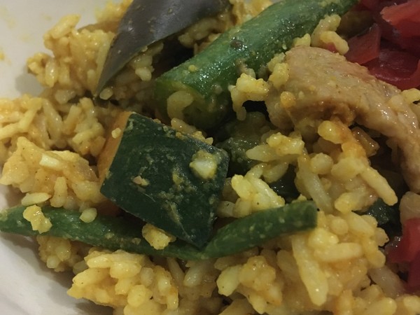 ごろごろ夏野菜のカレーピラフ