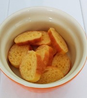 レンジでスティックパンのラスクの写真