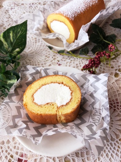 チーズクリームスフレロールケーキの写真