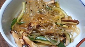 さつまいもの白滝で作るちょい辛サラダ