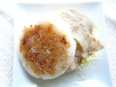 生姜焼きライスバーガーの写真