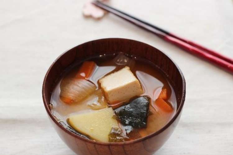 春野菜の重ね煮味噌汁 レシピ 作り方 By Mano Axtos クックパッド 簡単おいしいみんなのレシピが356万品