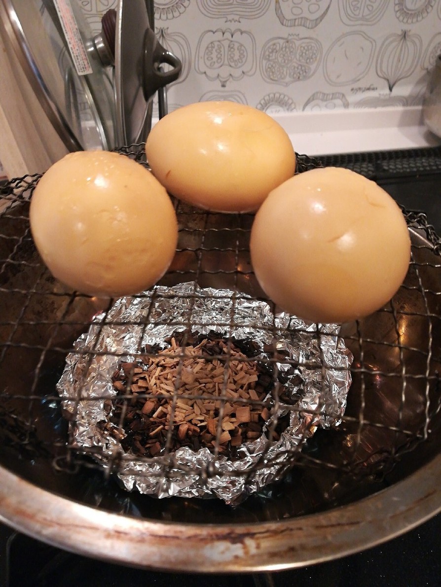 自宅で薫製　燻玉　(100円薫製機)の画像