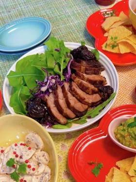 豚肉とプラムの赤ワイン煮