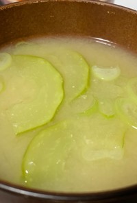 白瓜とネギの味噌汁