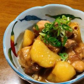 鶏もも肉とジャガイモの煮物 *☻*