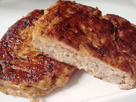 シャキシャキもやしin生姜焼きハンバ−グ