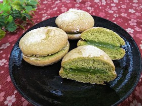 ほろ苦、ふんわり…抹茶ブッセ☆