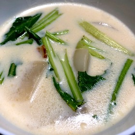 カブとベーコンの豆乳スープ☻