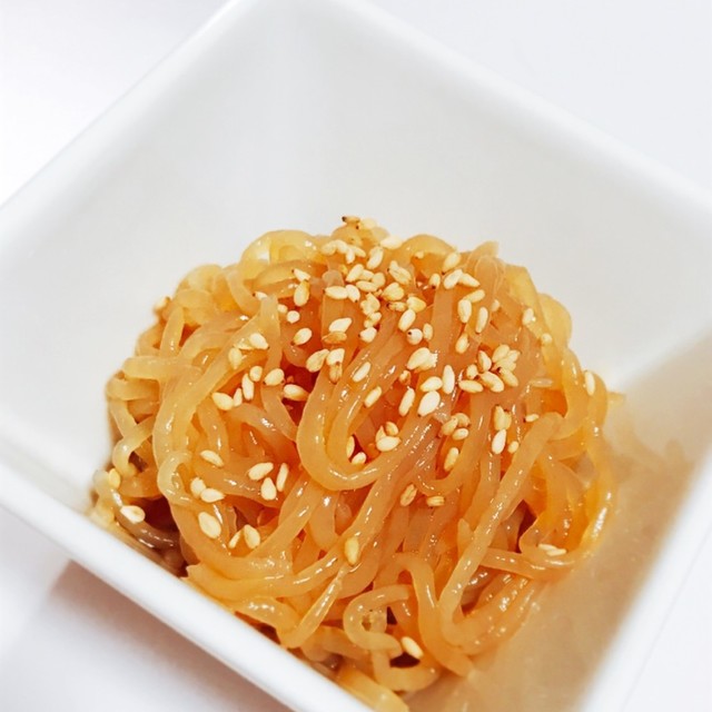 めんつゆだけ ダイエットしらたきの煮物 レシピ 作り方 By Cookchaso クックパッド 簡単おいしいみんなのレシピが351万品