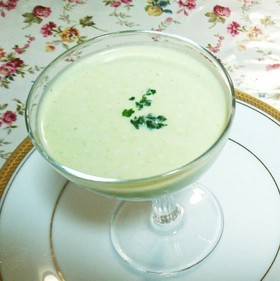 冷凍枝豆と牛乳で簡単♪枝豆冷製スープ