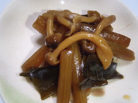 長期保存可能!…蕗と昆布とキノコの佃煮