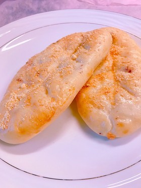 ベーコン生地で!チーズだらけの木の葉パン