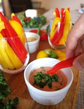 【パプリカ】スティック野菜オーロラソース