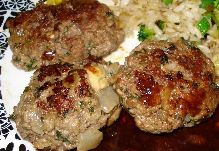 ラム肉の中東風ハンバーグの画像