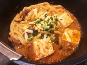 【鍋素無しで簡単本格】チゲうどん鍋