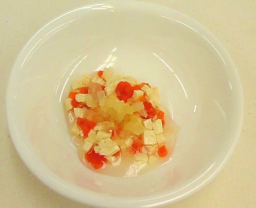 【離乳食中期】豆腐と野菜の煮物の画像