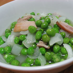 春のエンドウ豆のサラダ ミントドレッシング添え レシピ