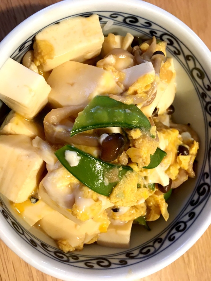 ヘルシーランチに☆豆腐の卵とじ丼の画像