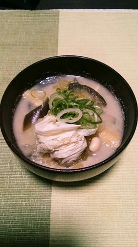 や・か・ま・し・い!栄養たっぷり味噌汁