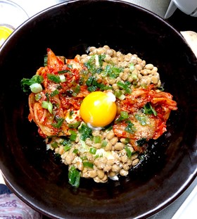 糖質制限に!混ぜ混ぜ〜♩納豆キムチ豆腐