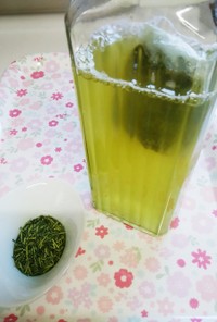 とろ～り美味しい♡水だし緑茶は玉露葉で
