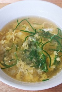 簡単♪オカヒジキのコンソメ卵スープ
