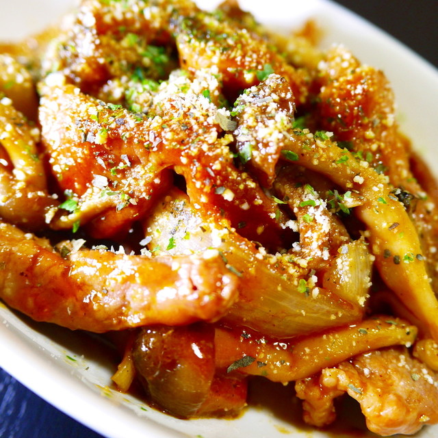 豚ロース肉しめじ玉ねぎのケチャソース炒め レシピ 作り方 By ほっこり の クックパッド 豚ロース肉しめじ玉ねぎのケチャソース炒め レシピ 作り方 By ほっこり の クックパッド