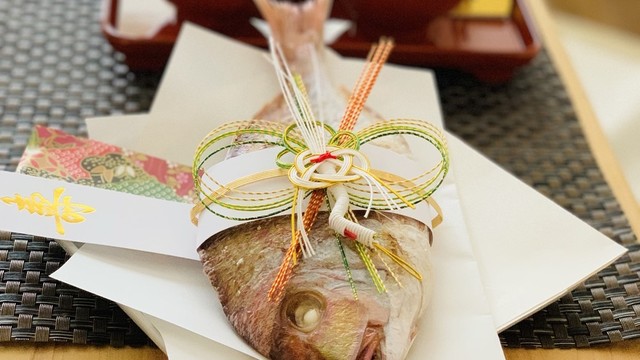 お食い初め 鯛の塩焼き レシピ 作り方 By クックu28hbe クックパッド 簡単おいしいみんなのレシピが370万品