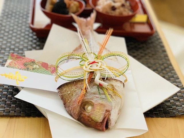 お食い初め 鯛の塩焼き レシピ 作り方 By クックu28hbe クックパッド