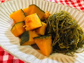 かぼちゃと刻み昆布の煮物。