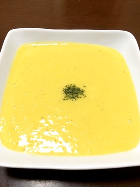 生とうもろこしを使った濃厚スープ