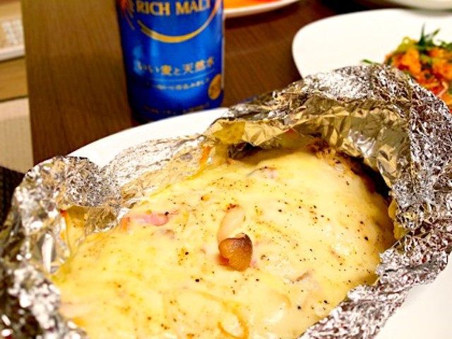 簡単 きのことベーコンのチーズホイル焼き レシピ 作り方 By Aimin クックパッド 簡単おいしいみんなのレシピが360万品