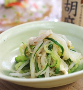 もやしときゅうりの胡麻酢あえ