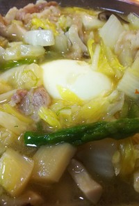 簡単中華・豚と白菜とアスパラと卵の旨煮