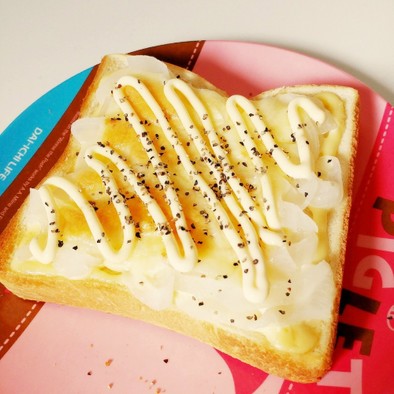 新たまねぎのマヨチーズトーストの写真