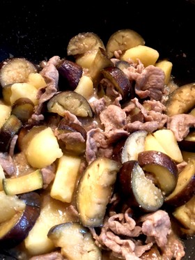 なすと豚肉とじゃがいもの味噌炒め