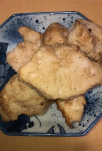 鶏胸肉胡麻マヨ焼き